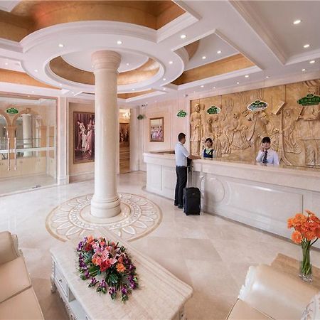 Vienna Hotel Tianbao Road เซินเจิ้น ภายนอก รูปภาพ