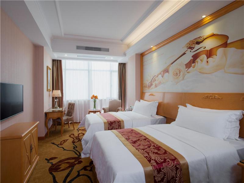 Vienna Hotel Tianbao Road เซินเจิ้น ภายนอก รูปภาพ