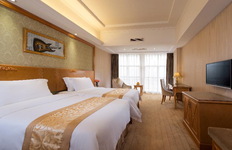 Vienna Hotel Tianbao Road เซินเจิ้น ภายนอก รูปภาพ