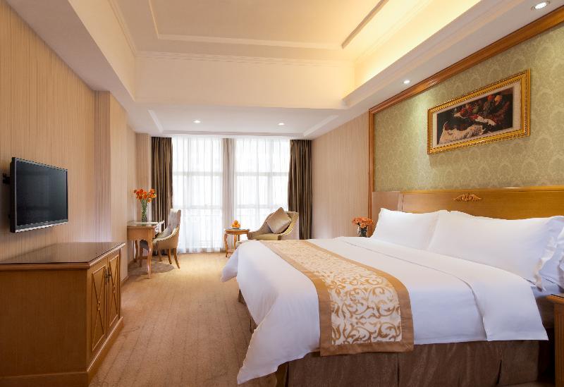 Vienna Hotel Tianbao Road เซินเจิ้น ภายนอก รูปภาพ